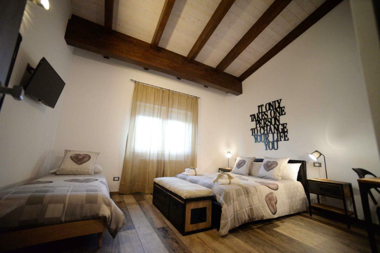 Hotel Cristiano Cosenza Esterno foto