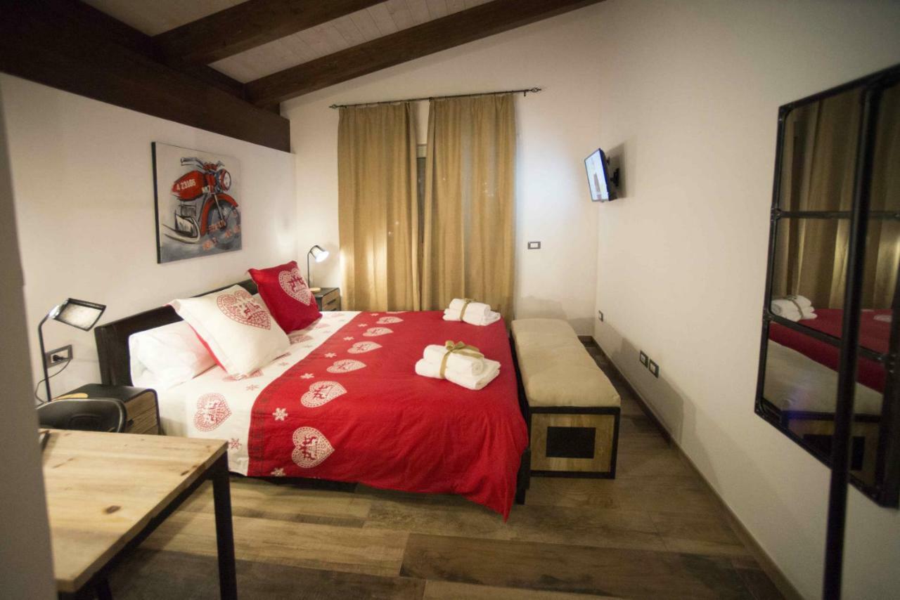 Hotel Cristiano Cosenza Esterno foto